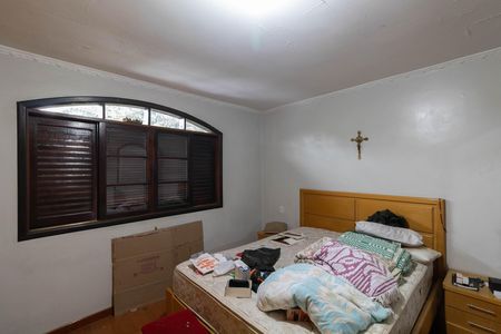 Casa à venda com 120m², 4 quartos e 2 vagas Casa à venda com 120m², 4 quartos e 2 vagasSuíte