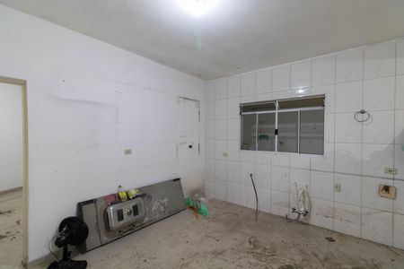 Casa à venda com 120m², 4 quartos e 2 vagas Casa à venda com 120m², 4 quartos e 2 vagasCasa 2 Cozinha