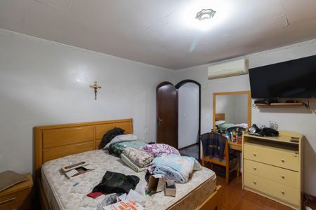 Suíte de casa à venda com 4 quartos, 120m² em Jardim Cotinha, São Paulo