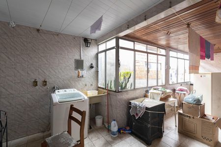 Casa à venda com 120m², 4 quartos e 2 vagas Casa à venda com 120m², 4 quartos e 2 vagasÁrea de Serviço