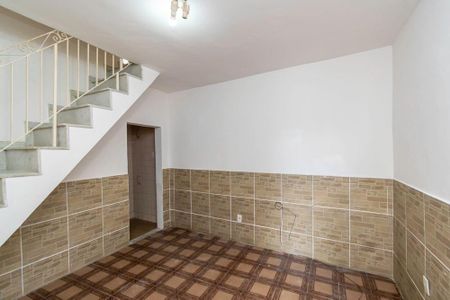 Sala de apartamento para alugar com 2 quartos, 64m² em Vaz Lobo, Rio de Janeiro