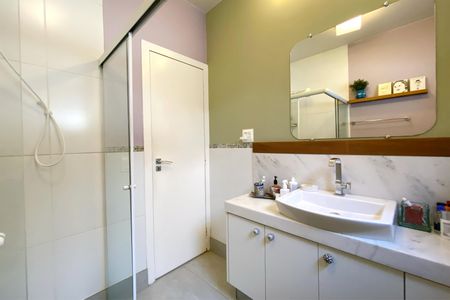 Apartamento para alugar com 110m², 3 quartos e 1 vaga Apartamento para alugar com 110m², 3 quartos e 1 vagaBanheiro