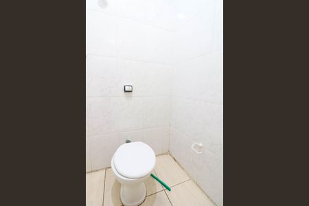 Banheiro 1 de casa para alugar com 3 quartos, 100m² em Cidade Dutra, São Paulo