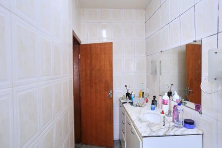 Apartamento para alugar com 115m², 2 quartos e 1 vaga Apartamento para alugar com 115m², 2 quartos e 1 vagaBanheiro da Suíte