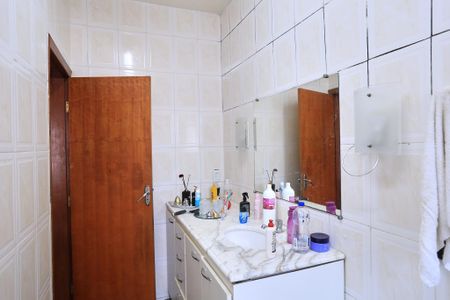 Apartamento para alugar com 115m², 2 quartos e 1 vaga Apartamento para alugar com 115m², 2 quartos e 1 vagaBanheiro da Suíte