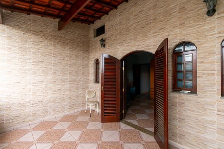 Quarto 1 - Varanda de casa para alugar com 3 quartos, 125m² em Vila California, São Paulo