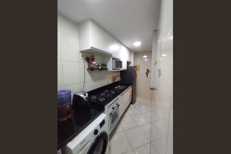 Cozinha de apartamento para alugar com 2 quartos, 60m² em Taquara, Rio de Janeiro