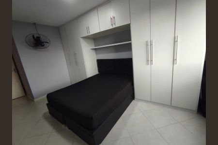 Quarto de apartamento para alugar com 2 quartos, 60m² em Taquara, Rio de Janeiro