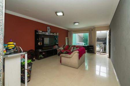 Sala de casa à venda com 4 quartos, 155m² em Vila Bela, São Paulo