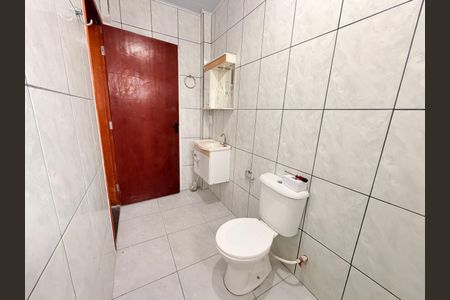 Banheiro de kitnet/studio para alugar com 1 quarto, 25m² em Jardim São Paulo, Várzea Paulista