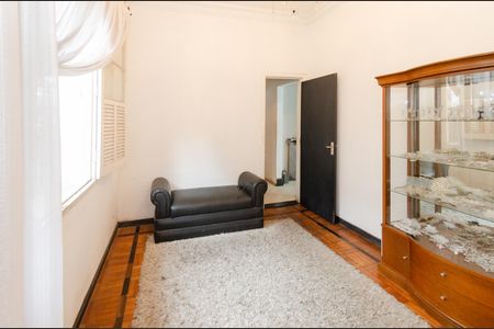 Casa à venda com 200m², 1 quarto e 1 vaga Casa à venda com 200m², 1 quarto e 1 vagaQuarto