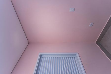 Casa à venda com 200m², 3 quartos e 6 vagasQuarto de Serviço