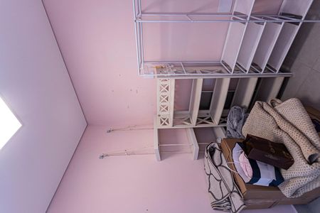 Casa à venda com 200m², 3 quartos e 6 vagasQuarto de Serviço