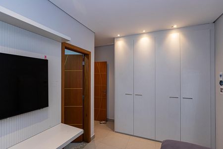 Casa à venda com 200m², 3 quartos e 6 vagasSuite 1