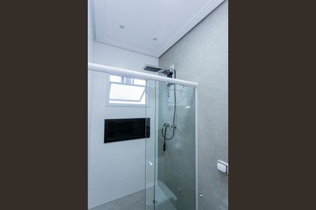 Casa à venda com 200m², 3 quartos e 6 vagasBanheiro suite 1