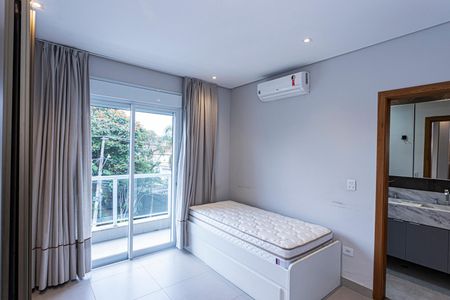 Casa à venda com 200m², 3 quartos e 6 vagasSuite 2