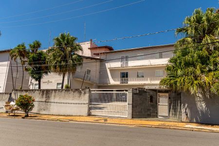 Apartamento para alugar com 80m², 3 quartos e 2 vagas Apartamento para alugar com 80m², 3 quartos e 2 vagasFachada do Condomínio