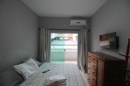 Suíte de casa para alugar com 2 quartos, 60m² em Centro, Nilópolis