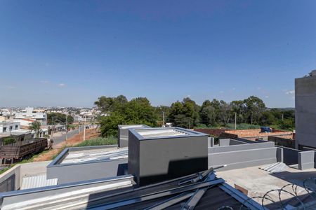 Apartamento à venda com 105m², 2 quartos e 1 vaga Apartamento à venda com 105m², 2 quartos e 1 vagaVista do Quarto 2