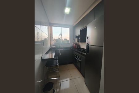 Apartamento à venda com 105m², 2 quartos e 1 vaga Apartamento à venda com 105m², 2 quartos e 1 vagaCozinha