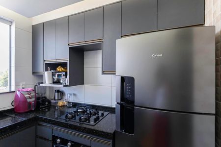 Apartamento à venda com 105m², 2 quartos e 1 vaga Apartamento à venda com 105m², 2 quartos e 1 vagaCozinha