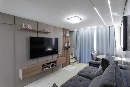 Sala de apartamento à venda com 2 quartos, 105m² em Parque Xangri-lá, Contagem