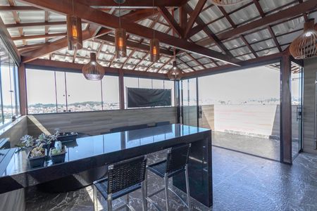 Apartamento à venda com 105m², 2 quartos e 1 vaga Apartamento à venda com 105m², 2 quartos e 1 vagaCobertura