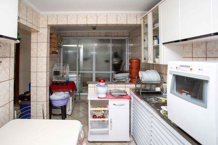 Casa à venda com 290m², 4 quartos e 7 vagasCozinha Casa 1