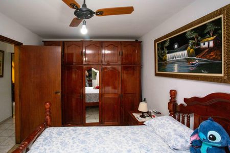 Casa à venda com 290m², 4 quartos e 7 vagasQuarto Suite Casa 1