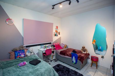 Casa à venda com 290m², 4 quartos e 7 vagasQuarto Casa 2