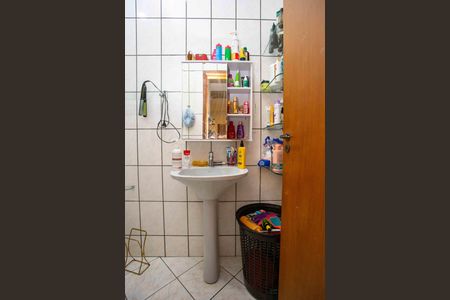 Casa à venda com 290m², 4 quartos e 7 vagasBanheiro da Suíte