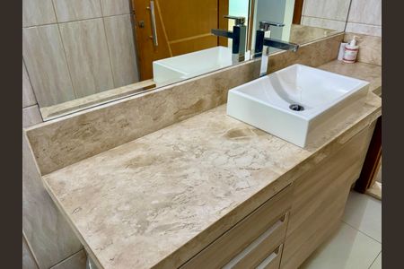 Casa para alugar com 188m², 4 quartos e 1 vagaBanheiro 2