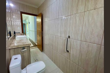 Casa para alugar com 188m², 4 quartos e 1 vagaBanheiro 2