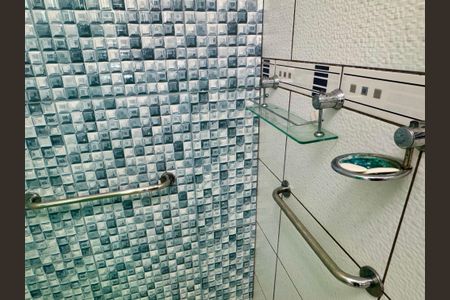 Casa para alugar com 188m², 4 quartos e 1 vagaBanheiro 1