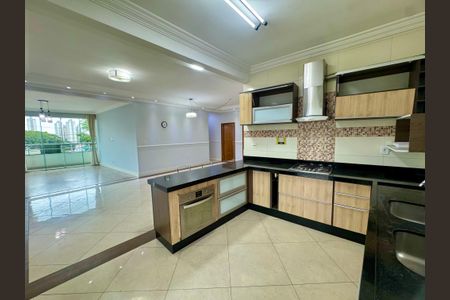 Casa para alugar com 188m², 4 quartos e 1 vagaCozinha