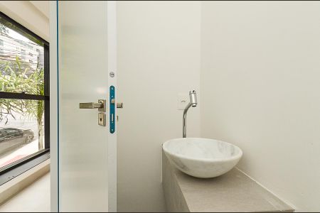 Apartamento à venda com 76m², 2 quartos e 2 vagasLavabo