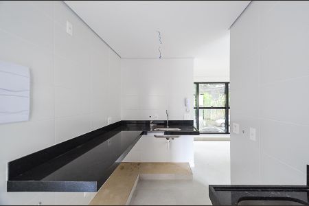 Apartamento à venda com 76m², 2 quartos e 2 vagasCozinha