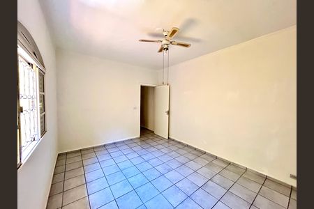 Casa à venda com 180m², 3 quartos e 2 vagas Casa à venda com 180m², 3 quartos e 2 vagasQuarto 2