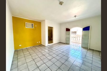 Casa à venda com 180m², 3 quartos e 2 vagas Casa à venda com 180m², 3 quartos e 2 vagasQuarto Suíte
