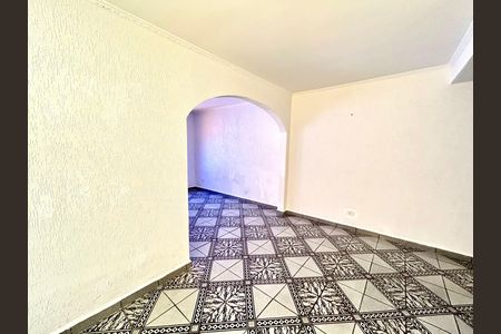 Casa à venda com 180m², 3 quartos e 2 vagas Casa à venda com 180m², 3 quartos e 2 vagasSala