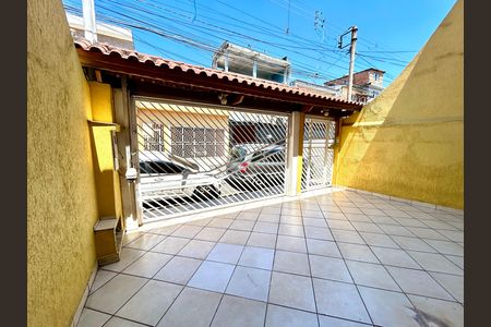 Casa à venda com 180m², 3 quartos e 2 vagas Casa à venda com 180m², 3 quartos e 2 vagasGaragem