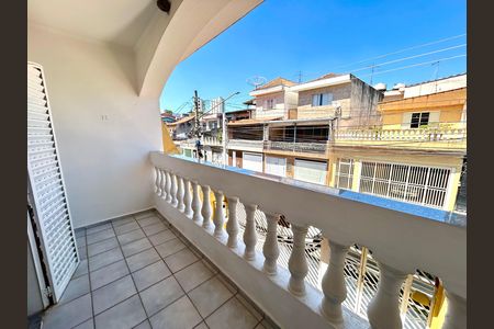 Casa à venda com 180m², 3 quartos e 2 vagas Casa à venda com 180m², 3 quartos e 2 vagasSacada da Suíte