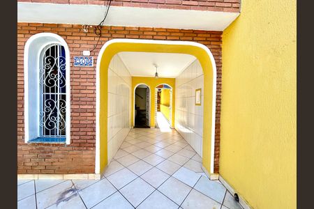 Casa à venda com 180m², 3 quartos e 2 vagas Casa à venda com 180m², 3 quartos e 2 vagasGaragem