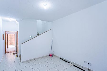 Sala de casa para alugar com 2 quartos, 100m² em Jardim Santa Monica, São Paulo