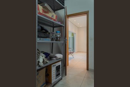 Casa para alugar com 544m², 5 quartos e 6 vagas Casa para alugar com 544m², 5 quartos e 6 vagasQuarto de Serviço