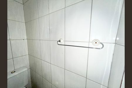 Banheiro de casa para alugar com 1 quarto, 30m² em Vila Aurora (zona Norte), São Paulo