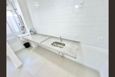Apartamento à venda com 63m², 2 quartos e sem vagaSala/Cozinha