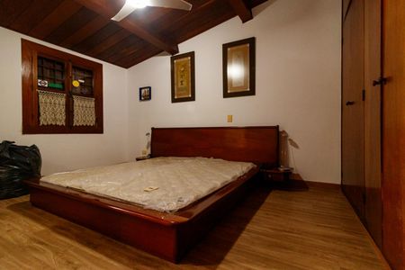 Casa para alugar com 550m², 5 quartos e 4 vagasSuíte 4