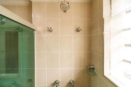 Casa para alugar com 550m², 5 quartos e 4 vagasBanheiro da Suíte 4