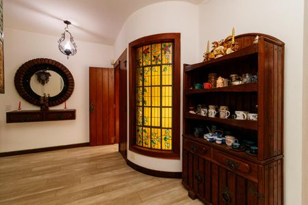 Casa para alugar com 550m², 5 quartos e 4 vagasHall de entrada